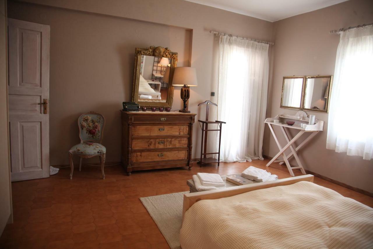The Collector'S Home Фінікас Екстер'єр фото